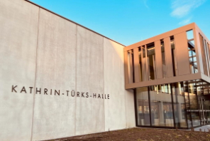 Kathrin-Türks-Halle Außenansicht Haupteingang