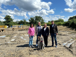 Gruppenbild mit Hunden Gruppenbild mit Hunden