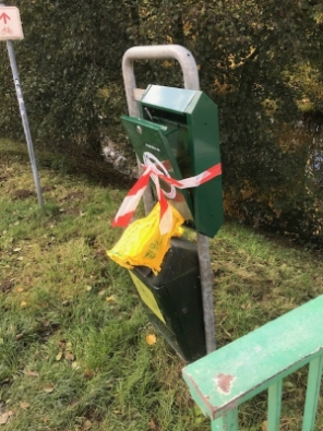Vandalismusfall Hundekotbeutelspender Vandalismusfall Hundekotbeutelspender