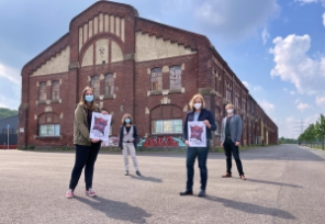 Lea Eickhoff, Janet Rauch, Michaela Eislöffel, Henning Spreckelmeyer Lea Eickhoff, Janet Rauch, Michaela Eislöffel, Henning Spreckelmeyer vor dem Zechen Gebäude Lohberg