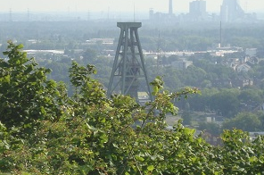 Blick von der Halde Lohberg Nord auf Dinslaken Blick von der Halde Lohberg Nord auf Dinslaken