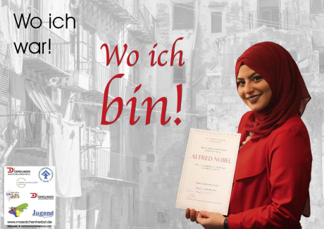 Designwelt Mädchen Foto einer jungen Frau mit Zeugnis und Text: Wo ich war! Wo ich bin!