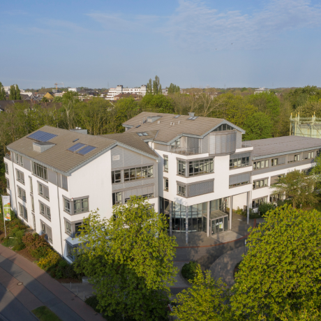 Luftbild vom Verwaltungsgebäude der Stadtwerke Luftbild vom Verwaltungsgebäude der Stadtwerke