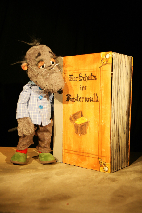 Figur Ratte mit Buch Figur Ratte mit Buch