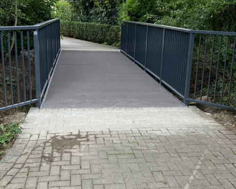 Brücke auf der Südstraße über den Leitgraben Brücke auf der Südstraße über den Leitgraben